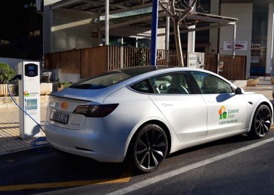 Punto de recarga de vehículos en nuestras oficinas centrales