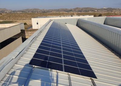 Instalación y punto de recarga en Tescoma