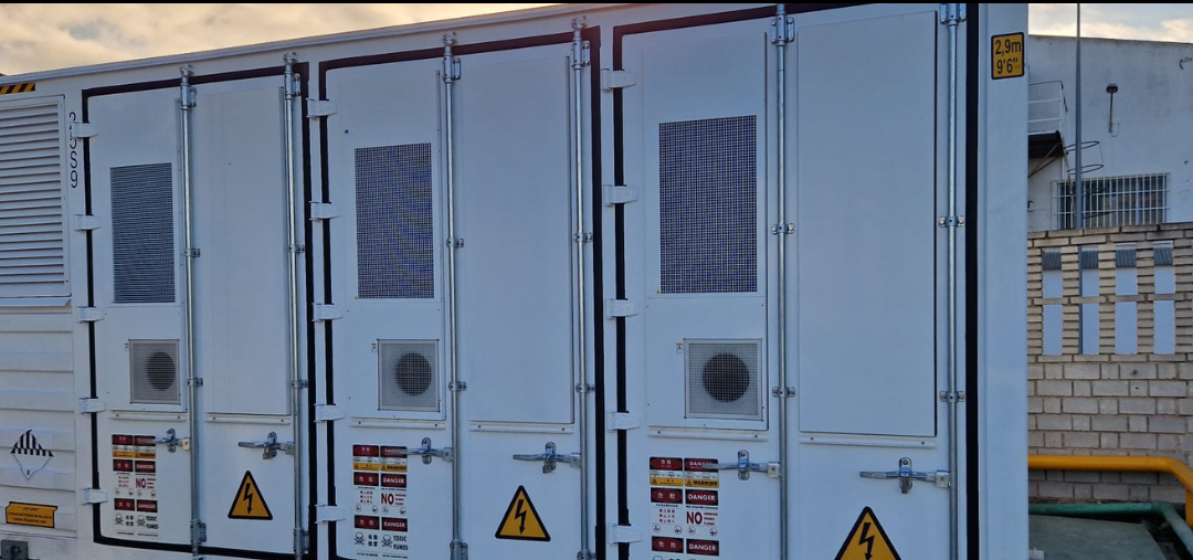 ¿Debo invertir en almacenamiento energético?